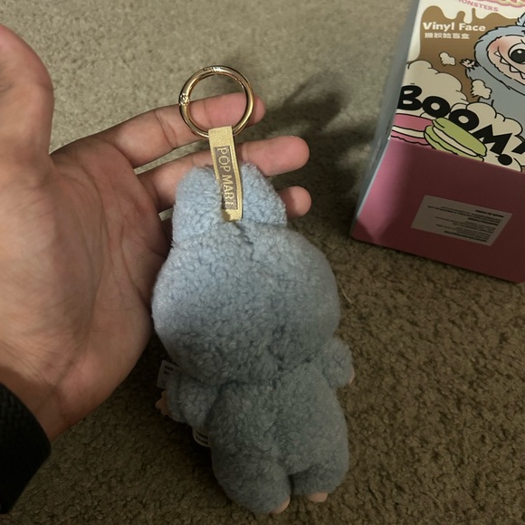 Authentic “Sea Salt Coconut” Exciting Macaron Labubu - Picture 2 of 9